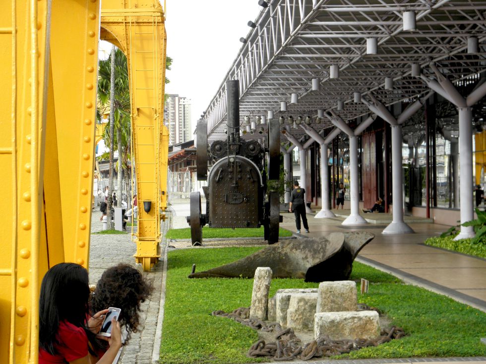 Guindaste nas Docas de Belém